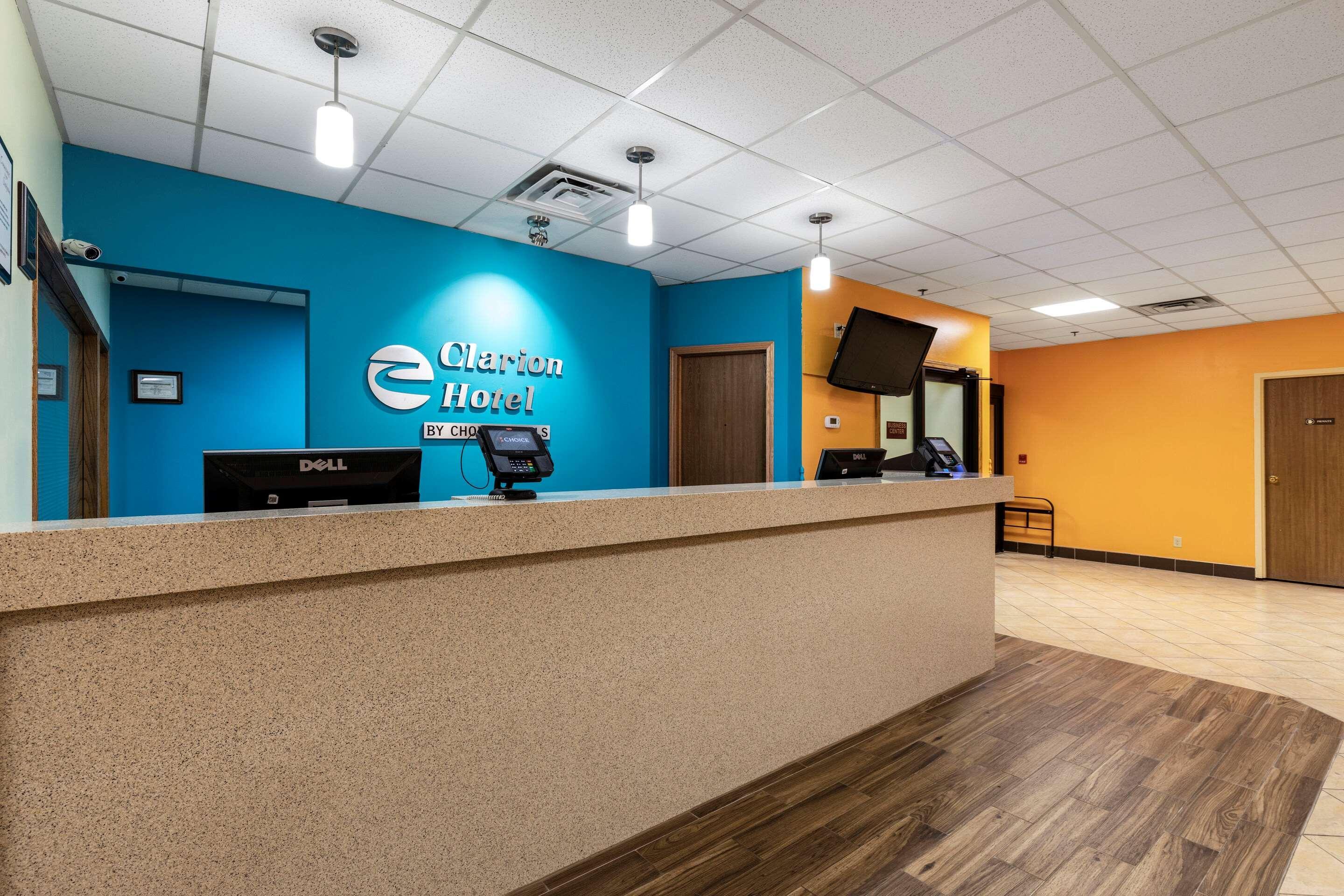 Americinn & Suites By Wyndham Baraboo Event Center Esterno foto