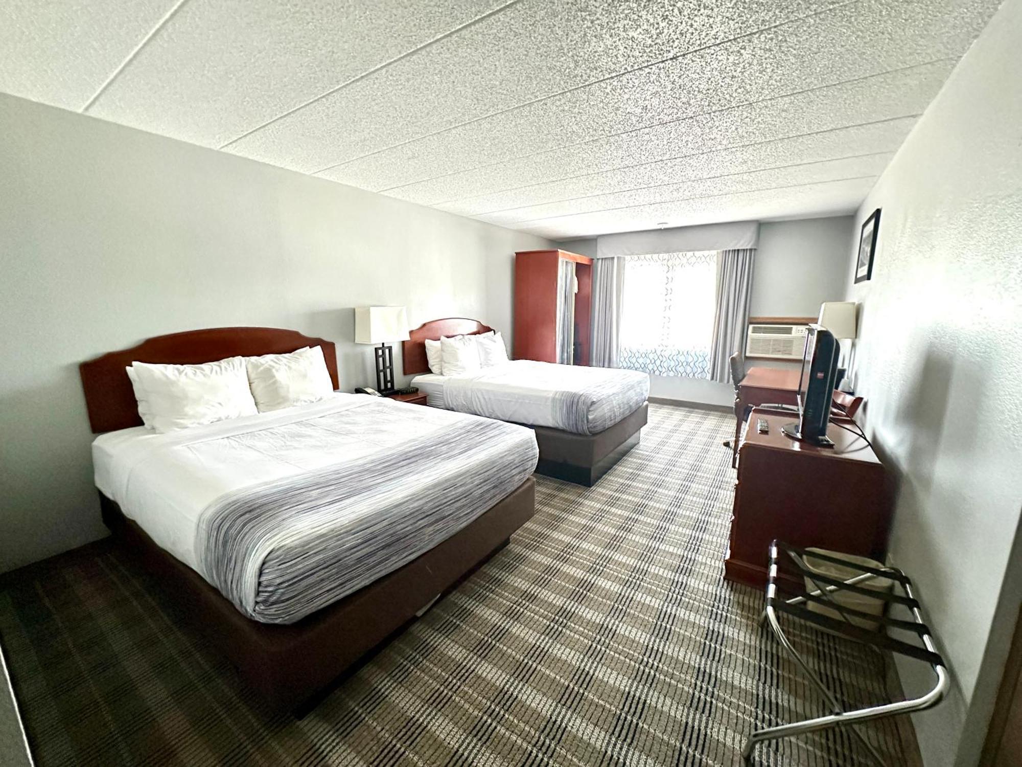 Americinn & Suites By Wyndham Baraboo Event Center Esterno foto